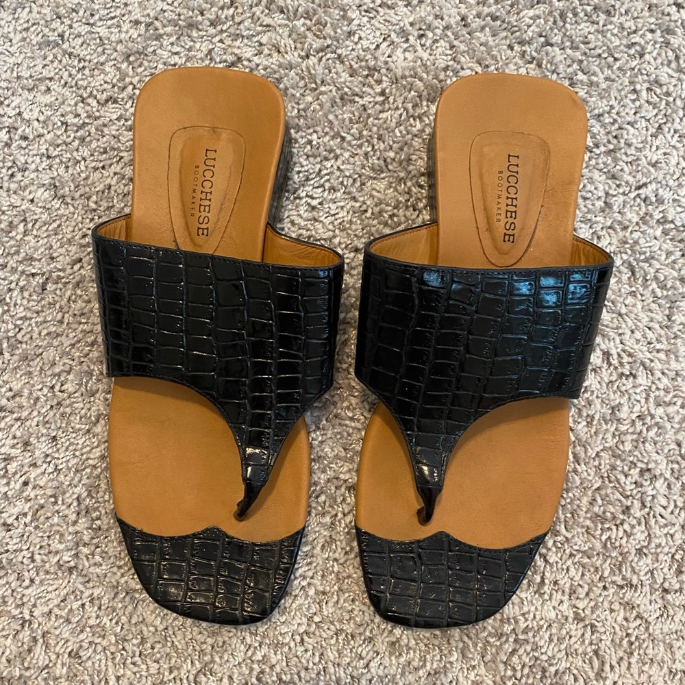 LUCCHESE sandals